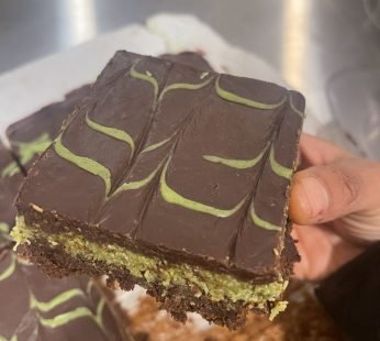 Dubai Kunafa Pistachio Brownie